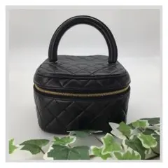 CHANEL シャネル バニティ ハンドバッグ ポーチ ブラック ラムスキン