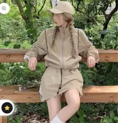 50%値下げました　レディースセットアップ　ナイロン韓国ミニスカート　上下セット