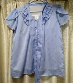セール TOKYO SHIRTSリボン、フリル青白ストライプ半袖シャツ