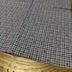未使用 コットン生地 ブルーチェックx赤ハート 55x30cm ハンドメイド 綿