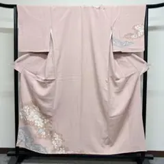 薄いピンク色の辻ヶ花の付け下げ 着物