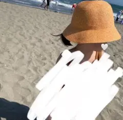 COS キッズハット　オレンジ　4-8Y