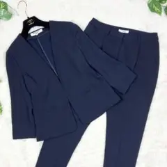美品　ナチュラルビューティーベーシック　ノーカラー　パンツスーツ　セットアップ