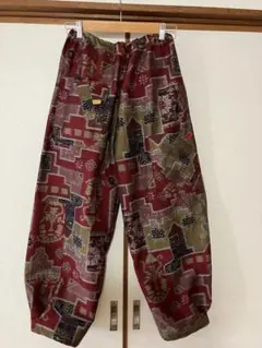 Item thumbnail for item 0d0f3167-5bfa-45f3-8527-3c5b4468e94e