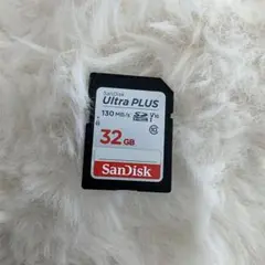 SanDisk Ultra PLUS 32GB SDカード