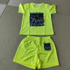 トラレロトラララ AIモンスター サメプリント Tシャツ＆ショートパンツ 120