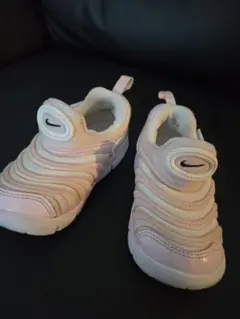 Item thumbnail for item 9b3f3390-84d9-4674-a308-a2c916e2ff3c