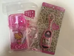 【新品未使用】日焼けキティ 歯磨きセット ゼブラ柄ミニサンダルキーホルダー