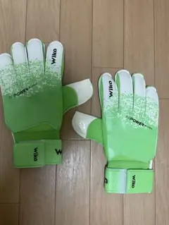激安！サッカー、フットサル用、ゴーキーパー用の手袋、フリーサイズ、グリーン色
