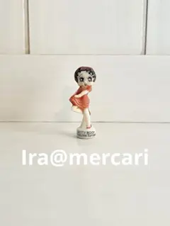 ベティ・ブープのフェーブ　フランス製　ミニチュアフェーヴ陶器インテリア　お酒