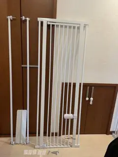 調整可能ホワイト　ペットゲート　プロフ確認お願いします