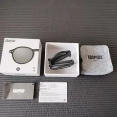IZIPIZl 折りたたみサングラス　ブラック