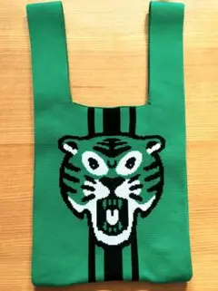 新品【Awesome Voice】tiger バッグ graniph