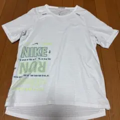Nike DRI-FIT ホワイトシャツ Sサイズ