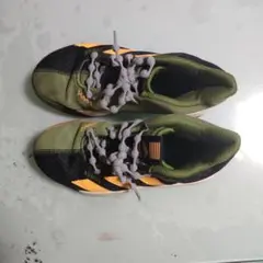 バスケットシューズ アディダス