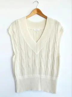 Item thumbnail for item 43d7dfcf-4557-4e3e-a44b-02a3cfbd6296