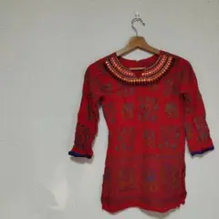 赤色刺繍付き【36】 七分袖トップス 像 ペイズリー柄 総柄