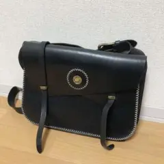 ハンティングワールド レザーショルダーバック
