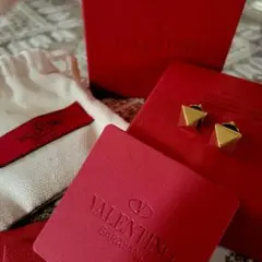 VALENTINO ヴァレンティノ ロックスタッズ メタル ピアス