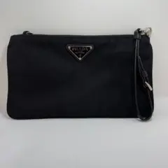 【極美品】プラダ PRADA コスメ/アクセサリー ポーチ ほぼ未使用