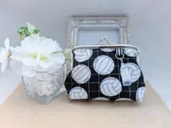 バレーボール部　角10cm がま口　チャーム付き　小銭•小物入れ　 ハンドメイド