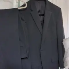 ダークグレー ストライプ ビジネススーツ