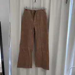 ユニクロ コーデュロイパンツ