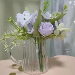 造花 アレンジメント 紫と白の花