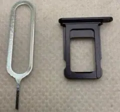 iPhone12用（ブラック・黒）　SIMトレイ・SIMトレー