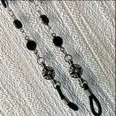 シルバー　クロスボール　ブラッククリスタル　ハイセンス　メガネチェーン　高品質