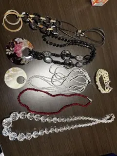 Item thumbnail for item 190ba280-e29a-4e24-8975-de89957f4f16