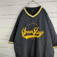 NFL green bay　packers ナイロン　プルオーバー　刺繍ロゴ