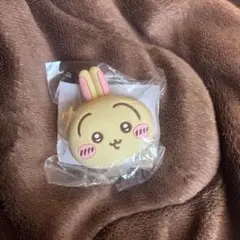 ちいかわ おかおミニシリコンポーチ うさぎ
