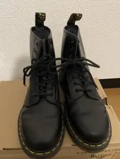 Item thumbnail for item eaef7dc0-4419-4b54-8f6c-b775525c817d