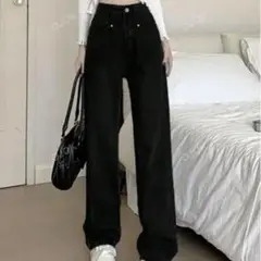 ハイウェスト　デザイン　ストレートデニム　ワイドデニム