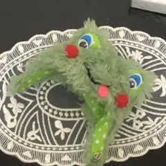 ワンダーフロッグ　プチブライス　かえるかぶり物