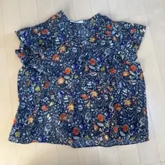 ソレイヤードのブラウス