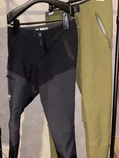 Item thumbnail for item e11e14c8-d222-4928-bae3-696364ef964b