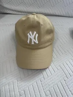 ニューヨーク・ヤンキース ベージュキャップ　ＭＬＢ