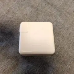 61W USB-C Power Adapter ホワイト