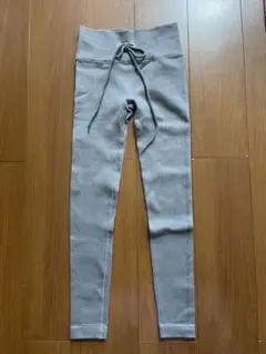 ZOMIGEN ヨガレギンス