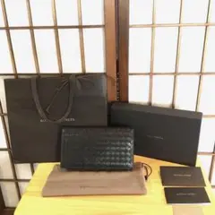 BOTTEGA VENETA /ボッテガヴェネタ イントレチャート長財布 黒