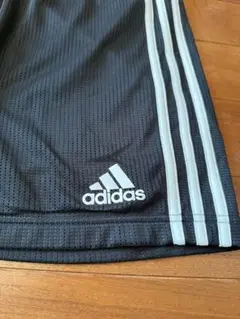 美品　adidas ハーフパンツ　メッシュ　L 匿名配送