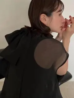 CLANE シアーリボントップス　ノースリーブ