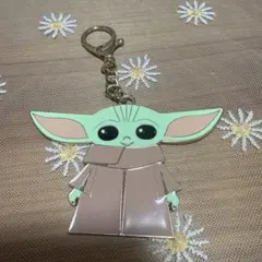 スターウォーズ　マンダロリアン　ベビーチャイルド　グローグー　キーホルダー