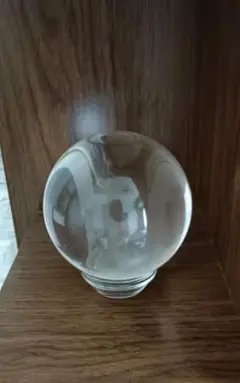 水晶玉 ？　ガラス玉 ？　直径約10cm