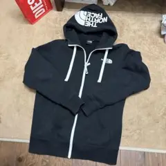 THE NORTH FACE ブラックパーカー