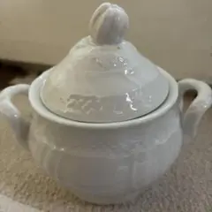 Item thumbnail for item 3b4b4cea-c558-4bd2-8ad8-f9b2cd84087e