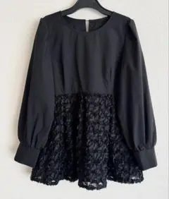 Avail Ragout 異素材切替ぺプラムブラウス