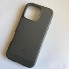 Spigen 　iPhone 16 Pro ケース　iPhone16
